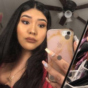 Meet your Posher, Jazmin